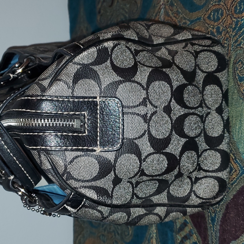 Coach Handbag - Picture 4 of 15